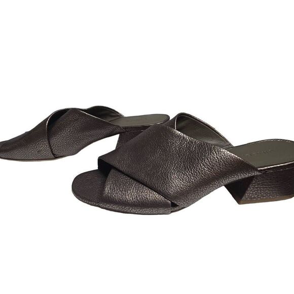 Vince Karsen Round Toe Block Heel Slip On Leather Sandal Metallic Size 11 - Picture 8 of 12